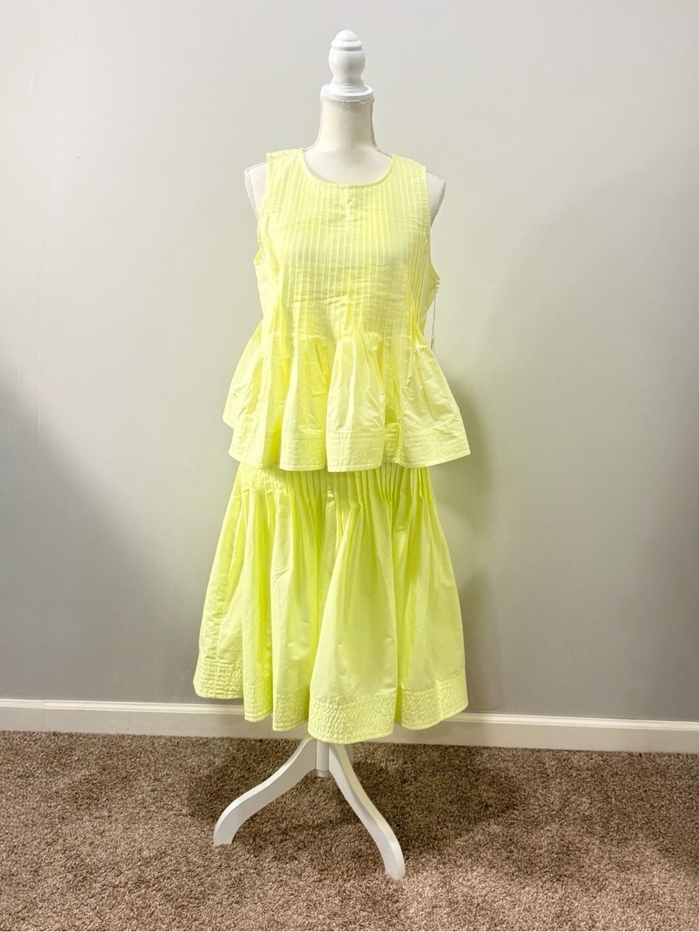 Free Assembly Yellow Skirt Set Sleeveless Pintuck Peplum Top Midi Skirt L XL NWT